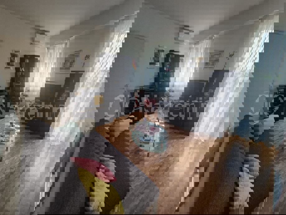 Spalato, Bačvice, appartamento con una camera da letto, in vendita