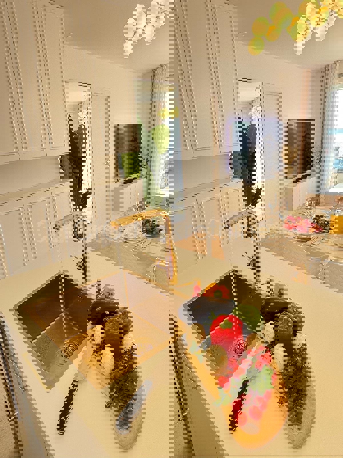 Spalato, Duilovo, lussuoso appartamento con tre camere da letto e posto auto in garage