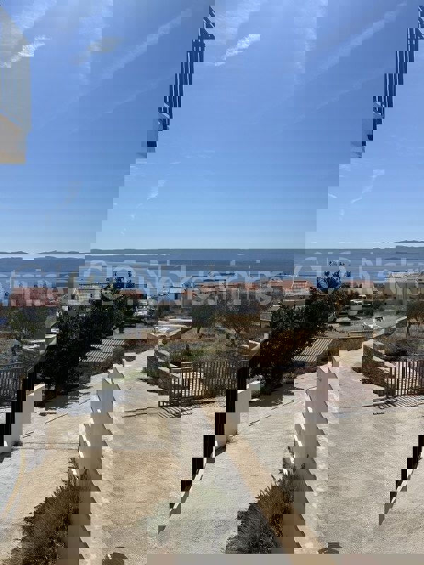 Brač, Bol, appartamento con una camera da letto, in vendita