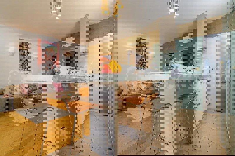 Spalato, Città, appartamento con due camere da letto 56 m2, posizione eccellente, in vendita