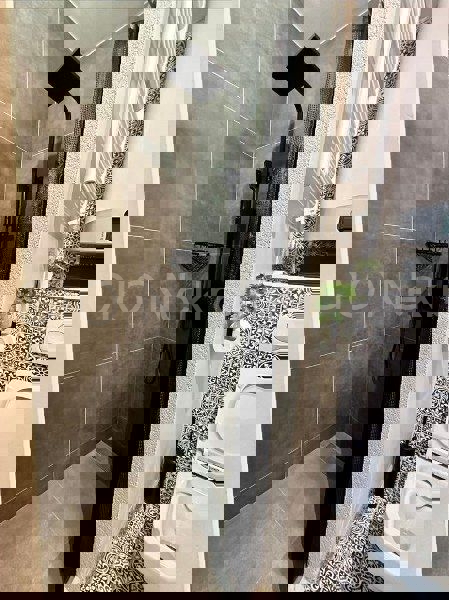 Spalato, Spinut, appartamento disposto come due appartamenti con una camera da letto, in vendita