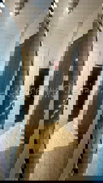 Spalato, Spinut, appartamento disposto come due appartamenti con una camera da letto, in vendita