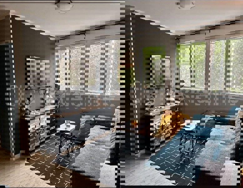 Spalato, Spinut, appartamento disposto come due appartamenti con una camera da letto, in vendita