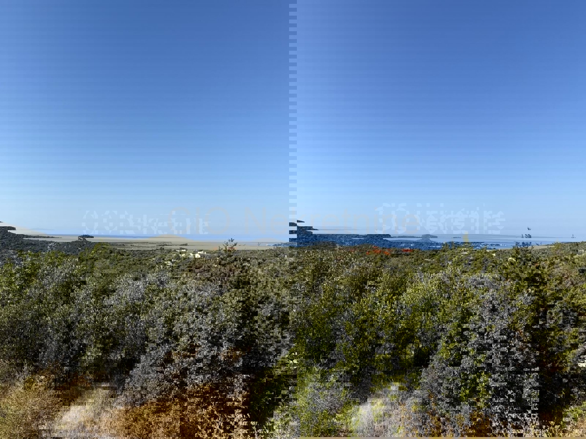 Vinišće, terreno edificabile con vista mare