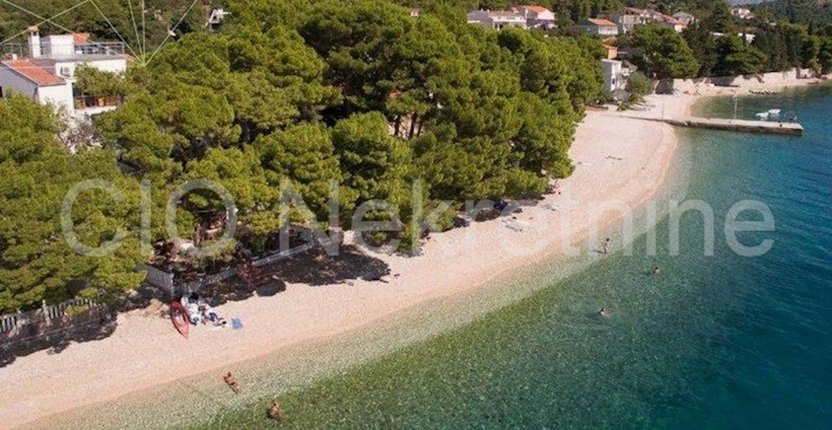 Makarska, boutique hotel, casa, 1a fila al mare, in vendita