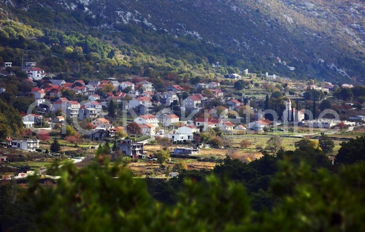 Omiš, Gata, terreno edificabile, vendita