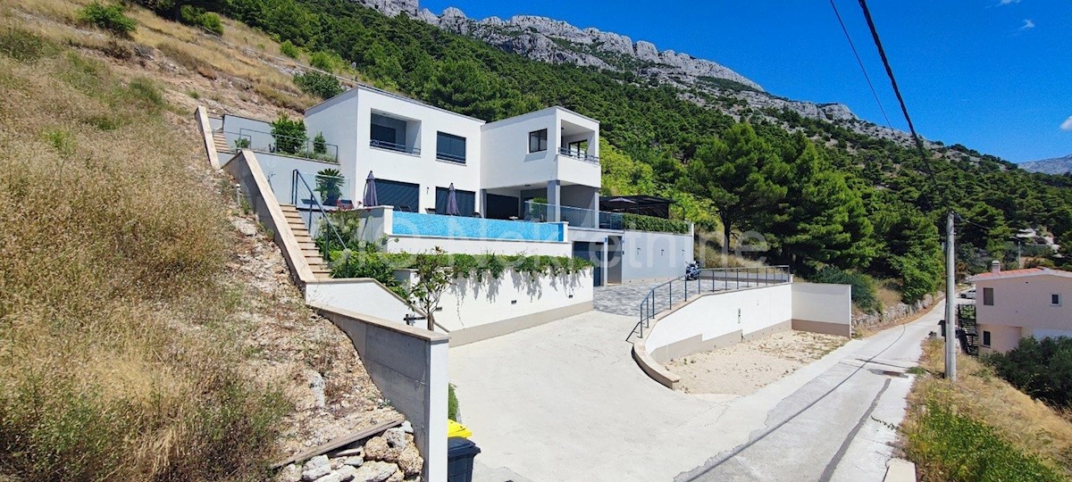 Omiš Riviera, Pisak, villa di lusso con piscina, in vendita