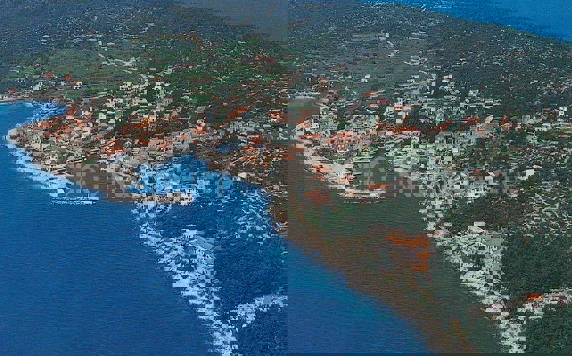 Hvar, Sućuraj, terreno edificabile M1, 2.364 m2, in vendita