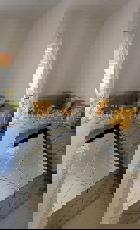 GRANDE OCCASIONE! Spalato, Kman, appartamento duplex 81,44 m2, in vendita