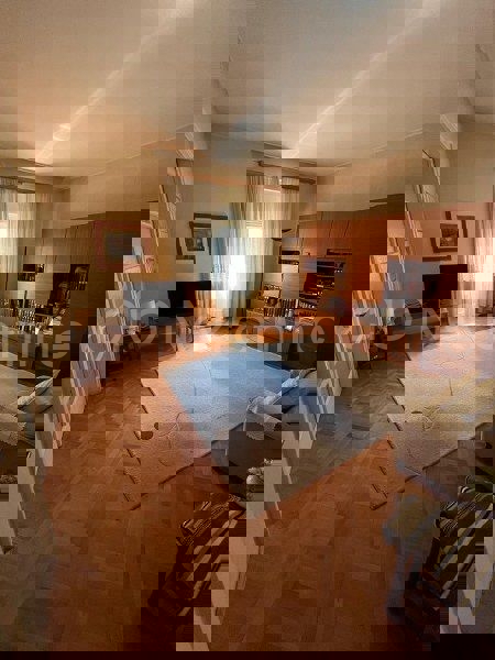 Spalato, Città, appartamento con quattro camere da letto 122 m2, in vendita