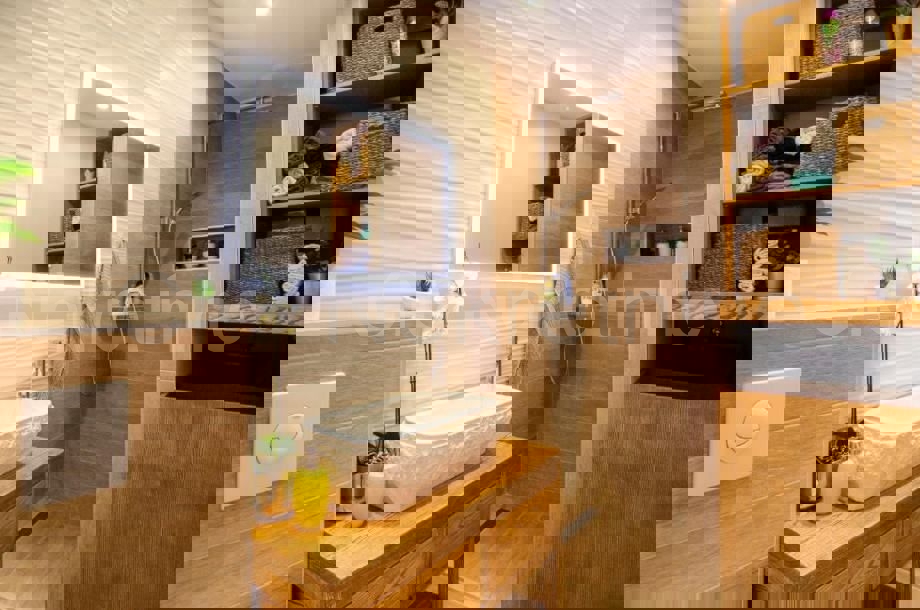 Spalato, Plokite, Appartamento con due camere da letto, in vendita