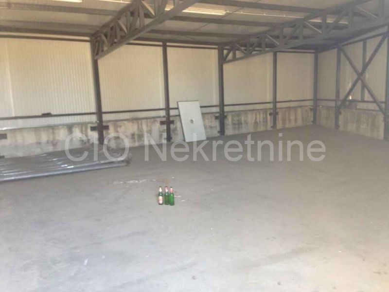 Split, warehouse office space of 767 m2