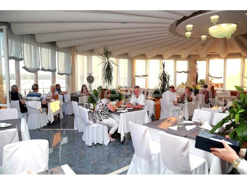 Selce, un albergo sul mare 4 *, le vendite