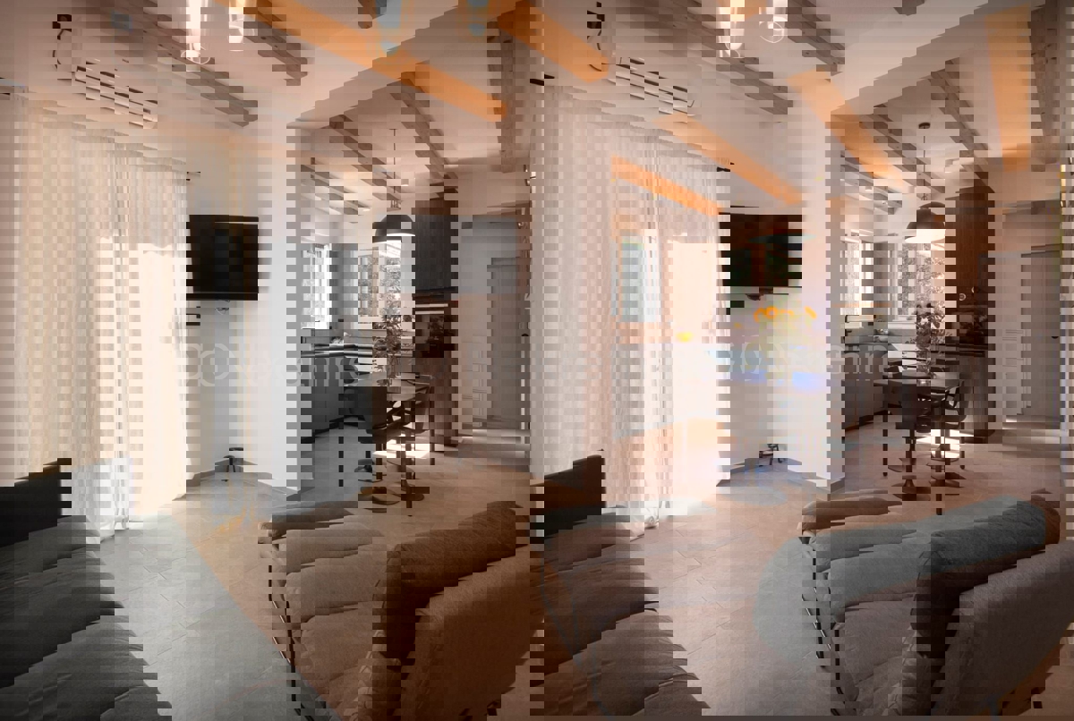 Spalato, Meje, casa indipendente, in vendita