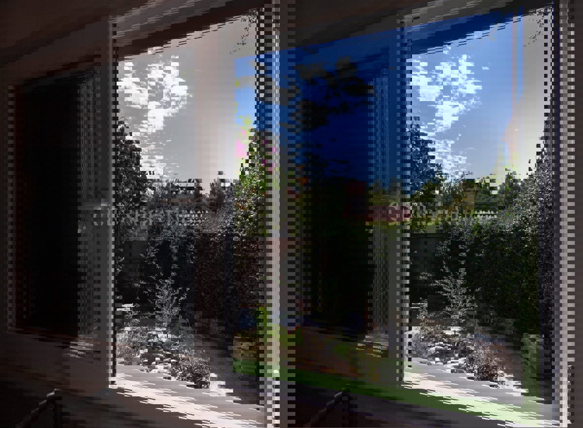 Spalato, Meje, casa indipendente, in vendita