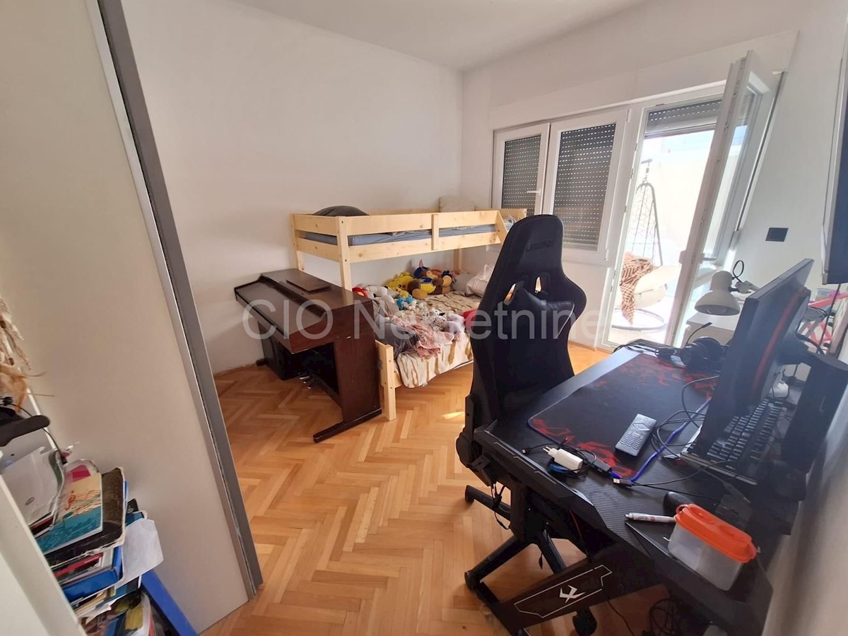 Kaštel Kambelovac, appartamento trilocale, in vendita