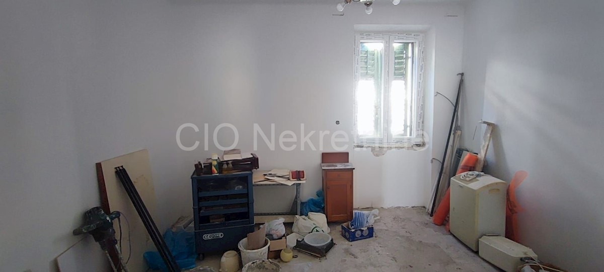 Spalato, Manuš, appartamento quadrilocale 105 m2, in vendita