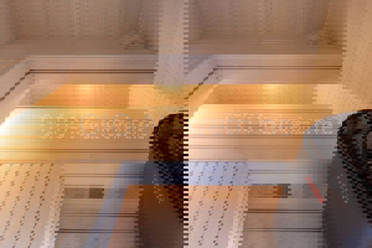 Zara, Murvica, villa in pietra con piscina e campo da tennis, in vendita