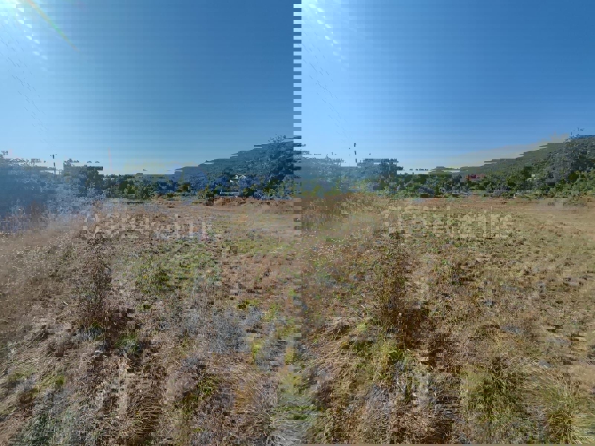 Klis, Brštanovo, terreno edificabile 6000 m2, in vendita