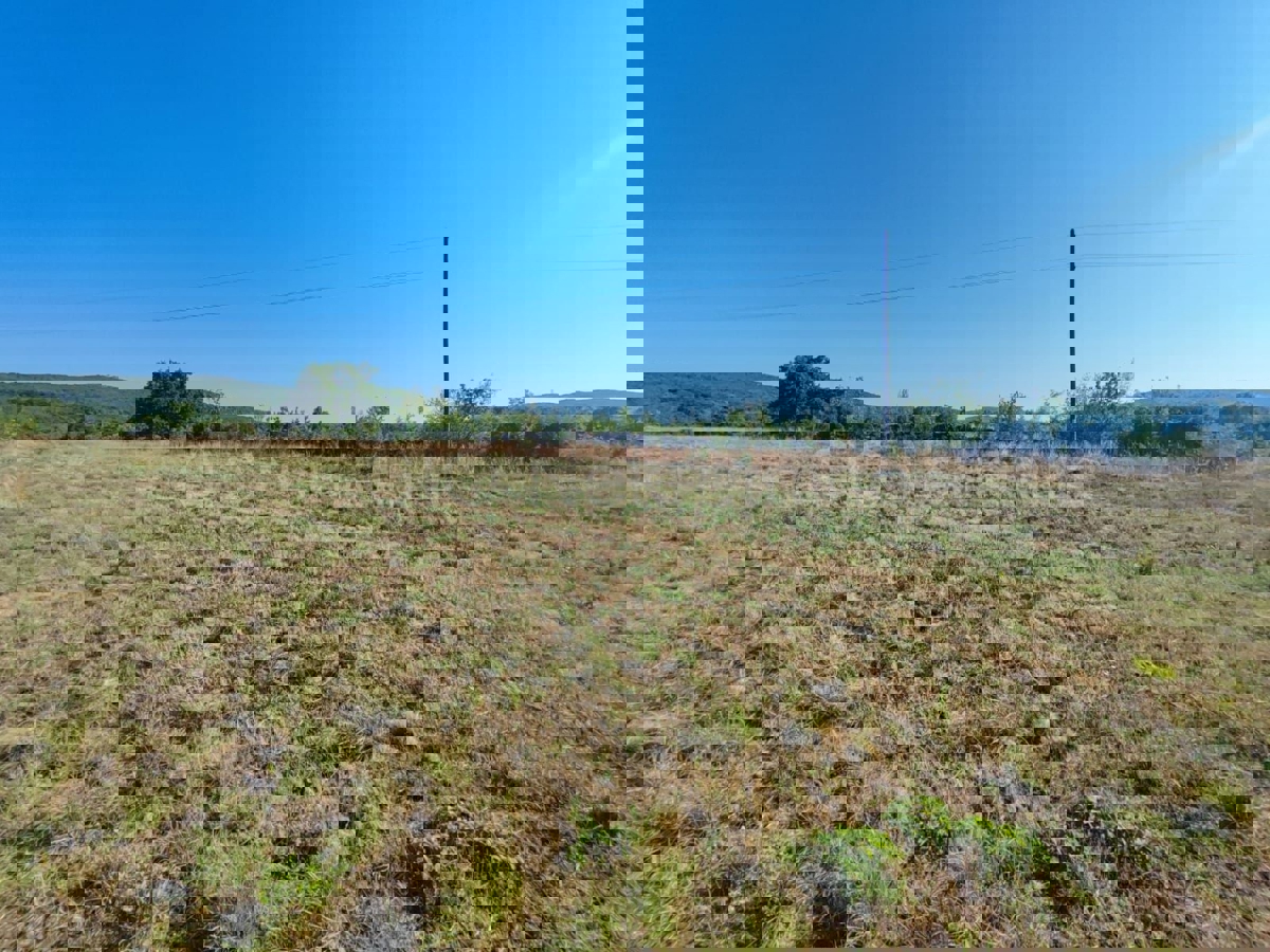 Klis, Brštanovo, terreno edificabile 6000 m2, in vendita