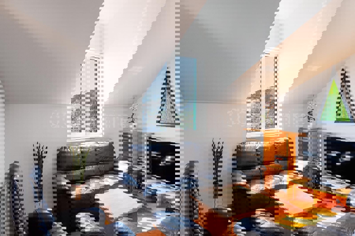 Hvar, attico unico con la vista migliore, OCCASIONE!!