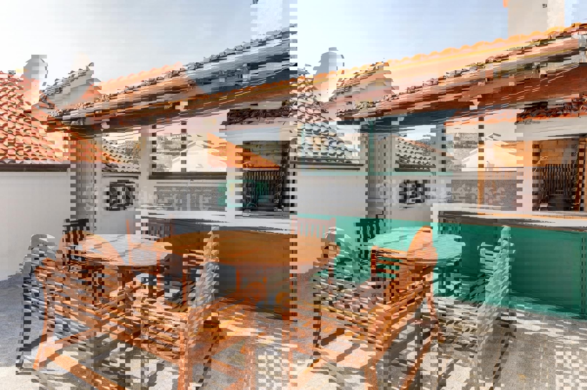 Hvar, attico unico con la vista migliore, OCCASIONE!!