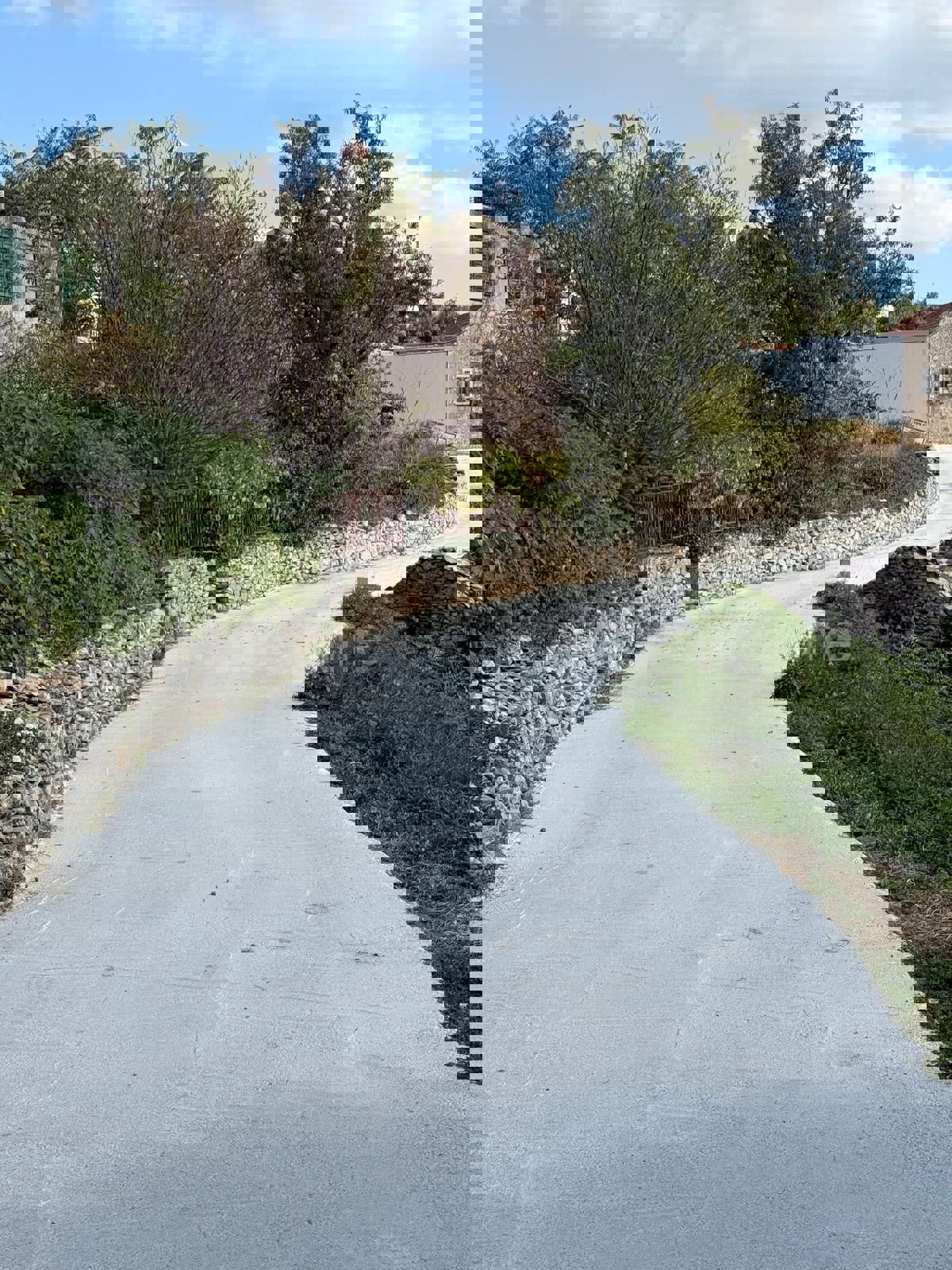 Brač, Donji Humac, Casa in pietra, in vendita