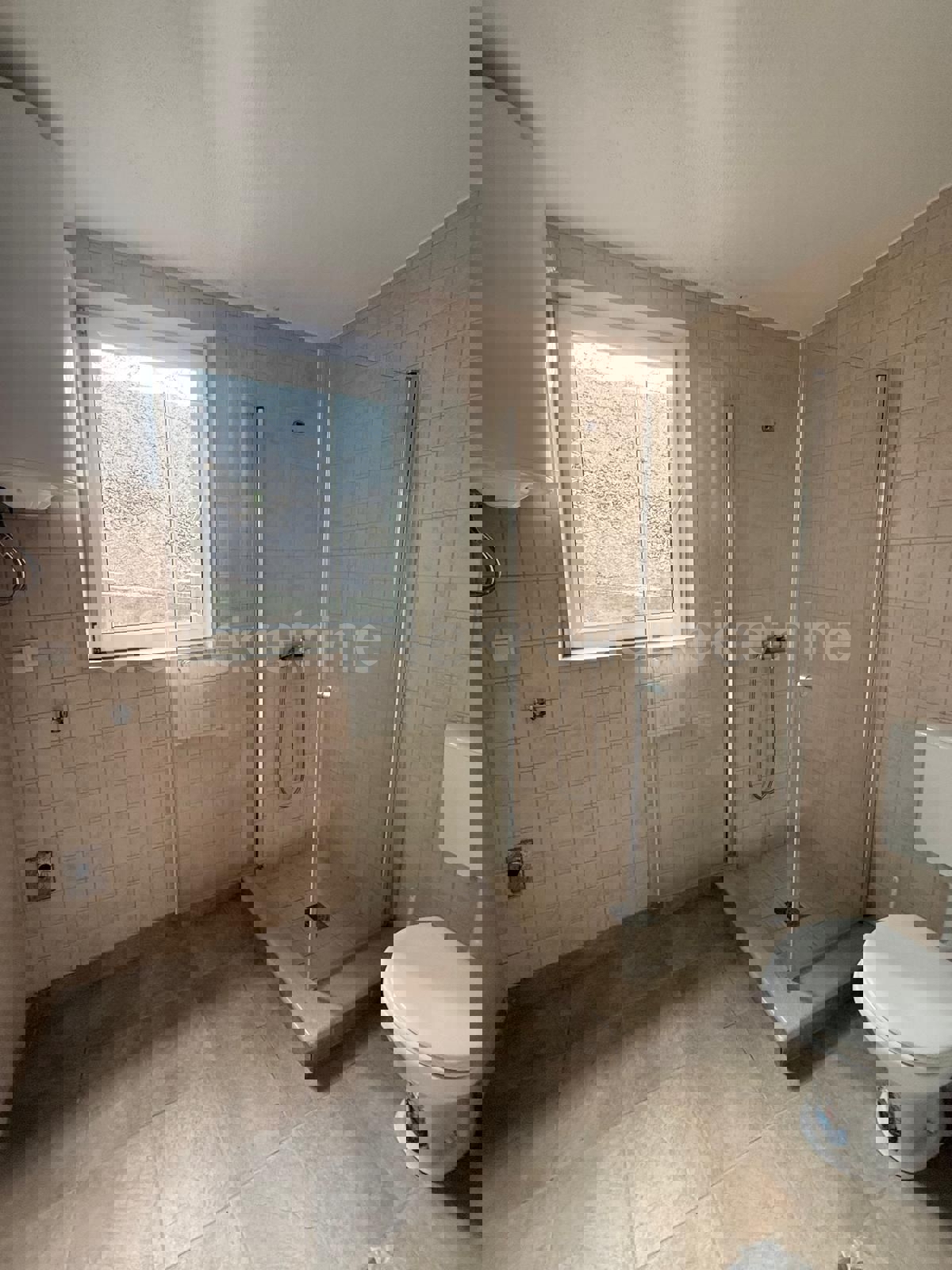 Brač, Donji Humac, Casa in pietra, in vendita