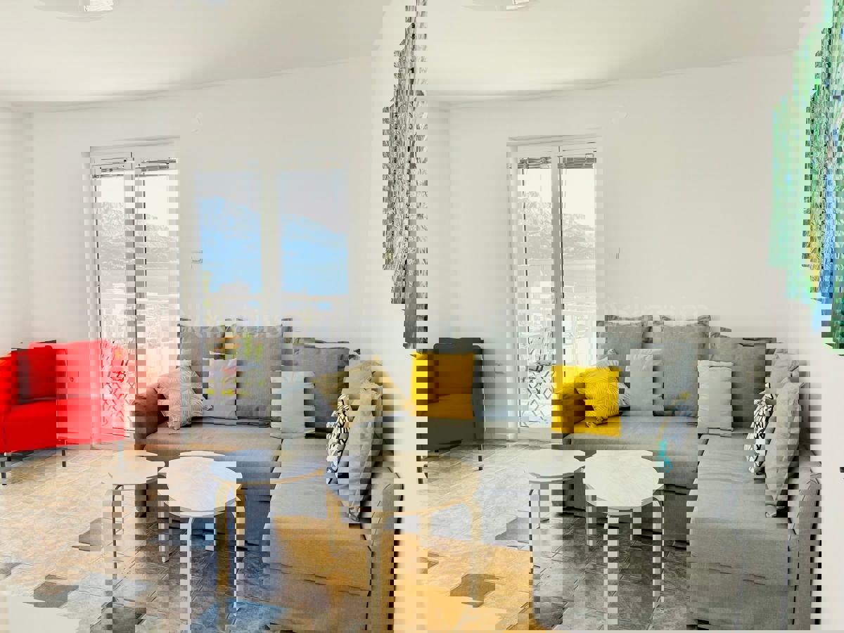 Omis, Marusici, appartamento in vendita