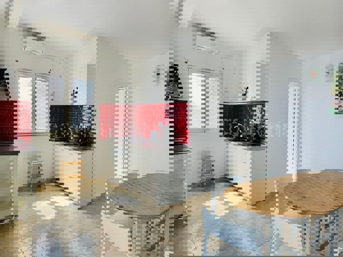 Omis, Marusici, appartamento in vendita