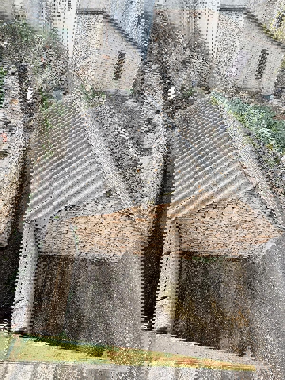 Brač, Sutivan, casa in pietra, in vendita