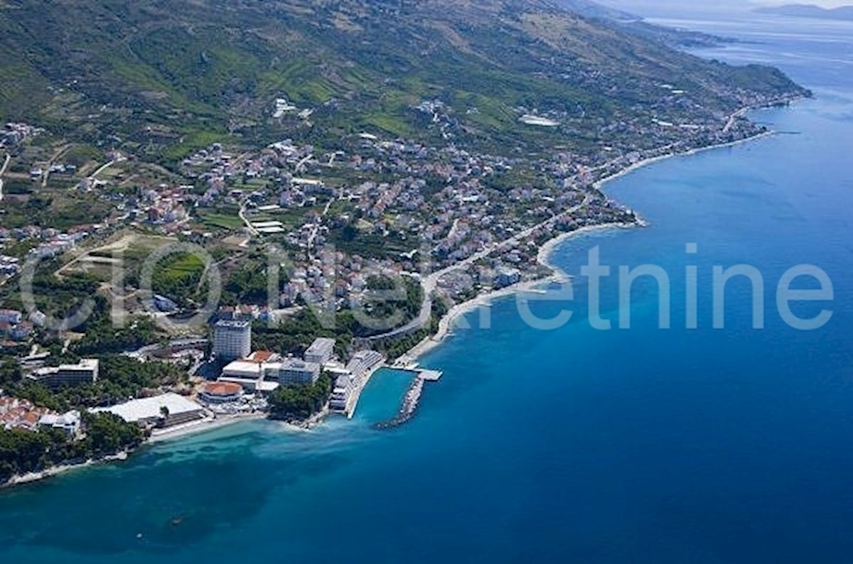 Donja Podstrana, terreno edificabile M1, 5.000m2, in vendita