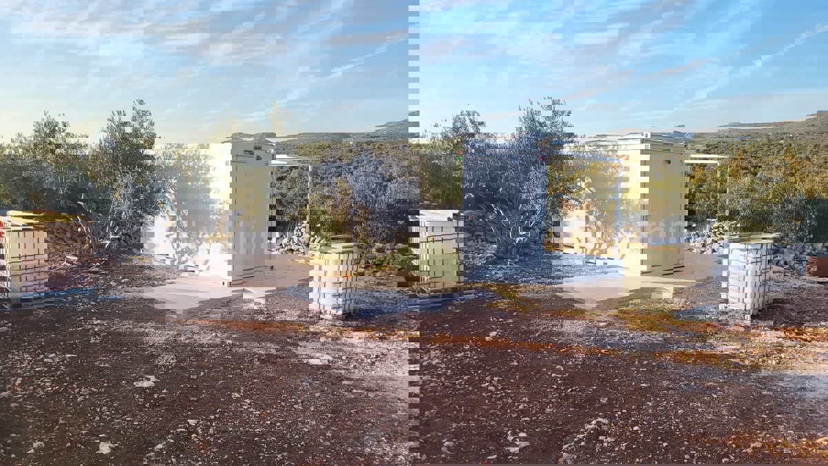 Rogoznica, terreno agricolo, 2029 m2, in vendita