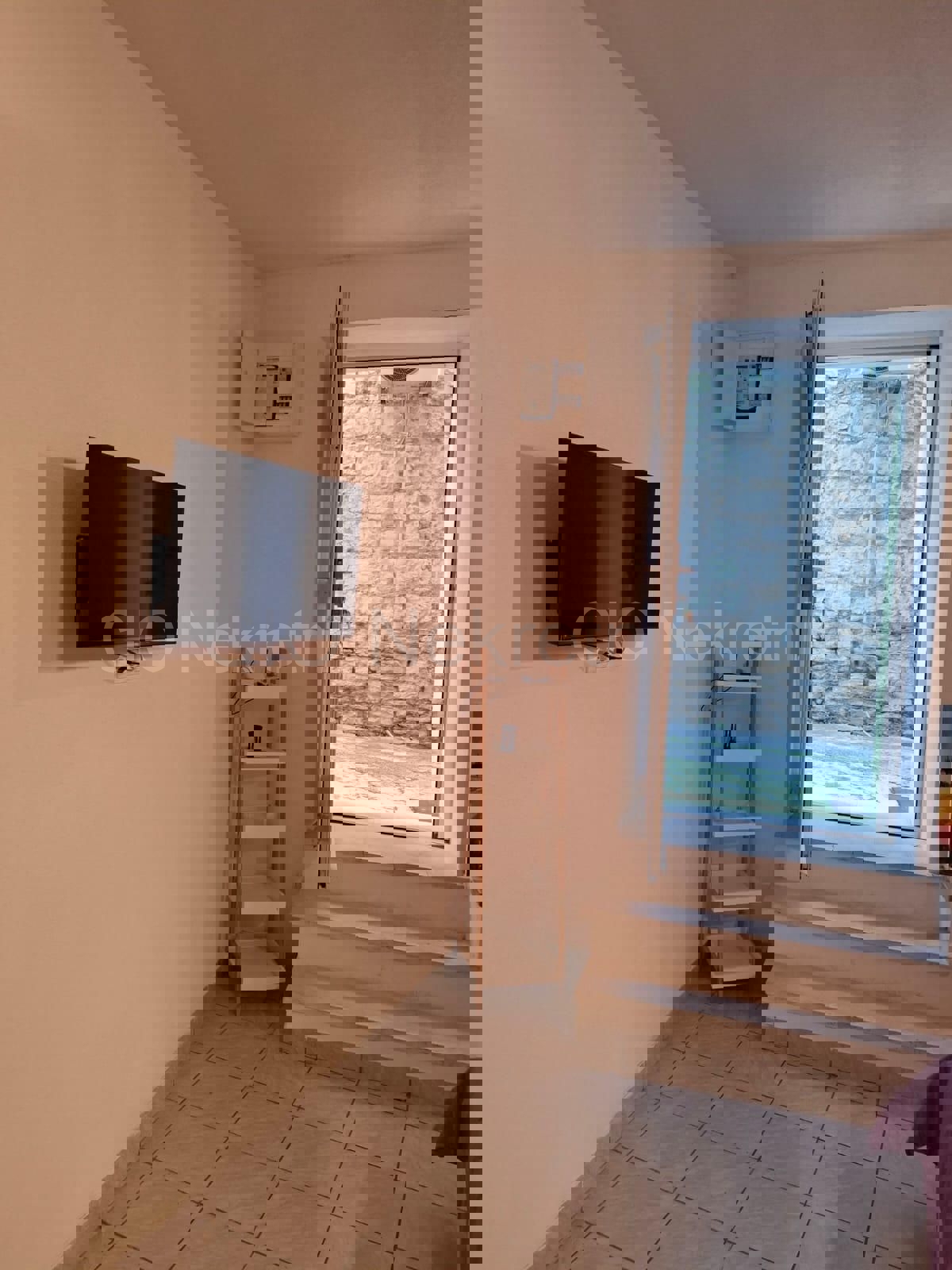 Kaštel Sućurac, Casa a schiera in pietra, in vendita