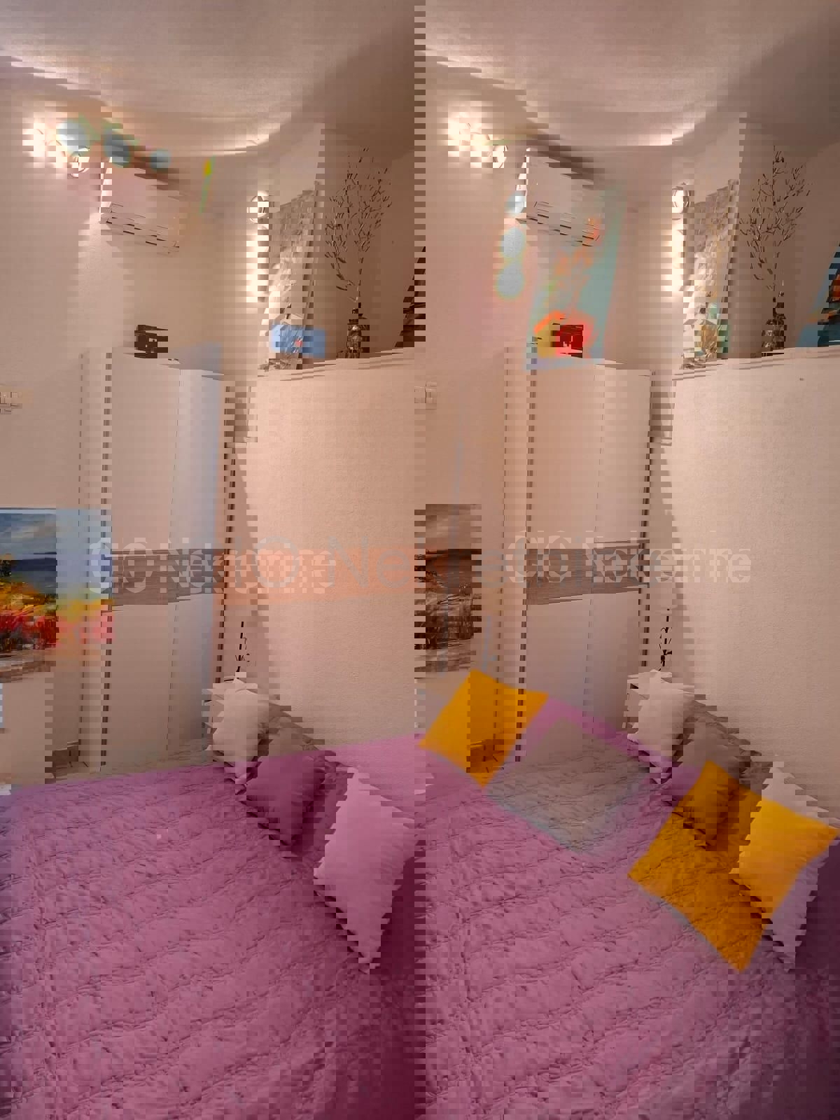 Kaštel Sućurac, Casa a schiera in pietra, in vendita