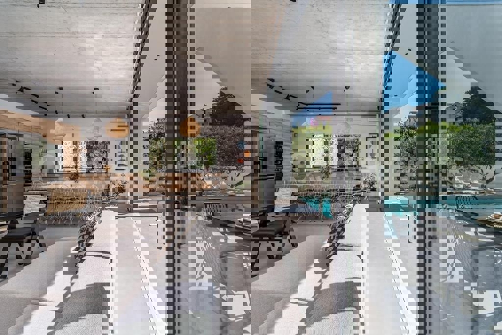 Brač, Supetar, villa di lusso con piscina, in vendita