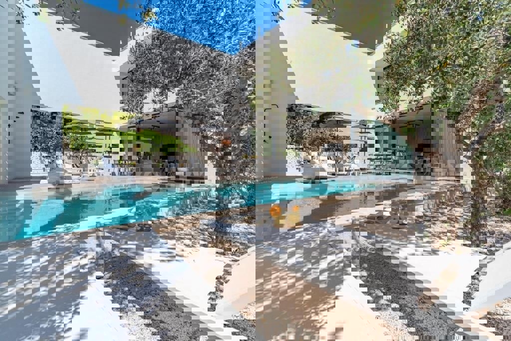 Brač, Supetar, villa di lusso con piscina, in vendita