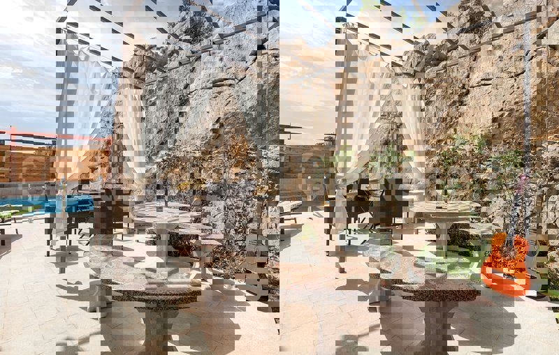 Podstrana, nuova villa di lusso con piscina, in vendita