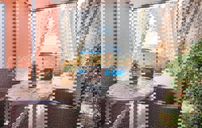 Podstrana, nuova villa di lusso con piscina, in vendita