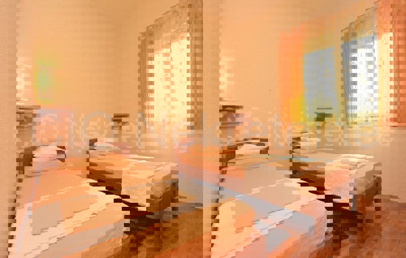 Podstrana, nuova villa di lusso con piscina, in vendita