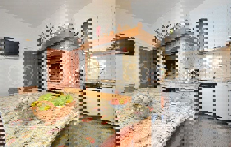 Podstrana, nuova villa di lusso con piscina, in vendita