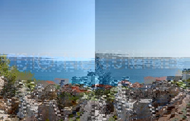 Podstrana, nuova villa di lusso con piscina, in vendita