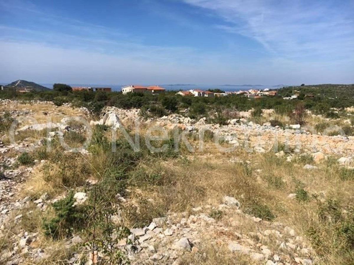 Primosten, terreno edificabile con vista mare, 7000m, in vendita