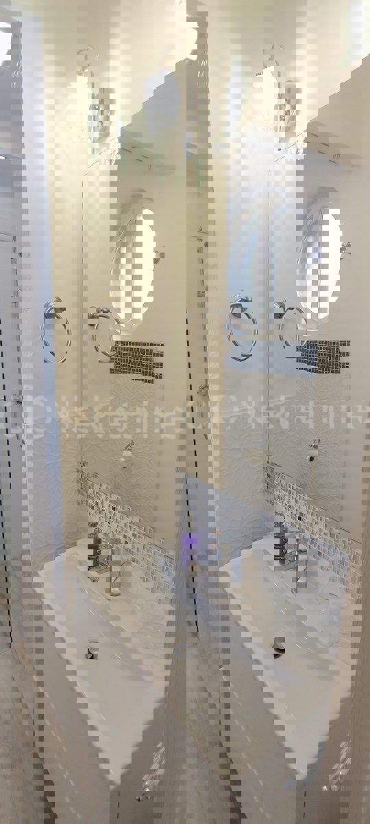 Spalato, Manuš, appartamento con due camere da letto recentemente ristrutturato, in vendita
