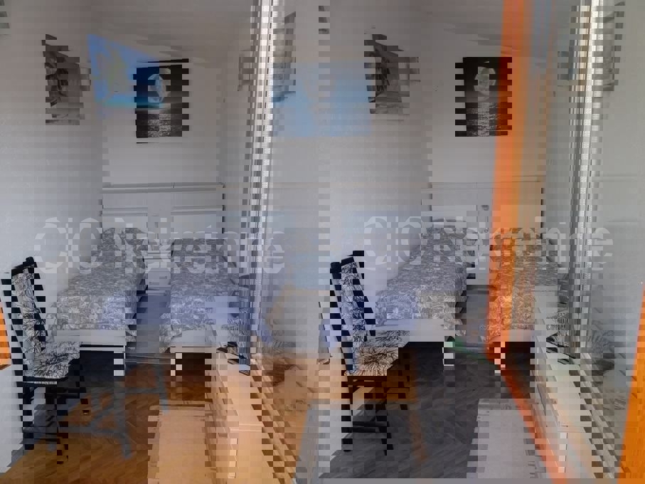 Ražanj, casa indipendente 212 m2 con piscina, in vendita