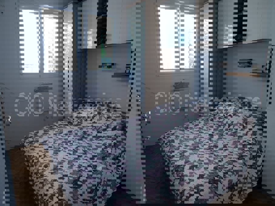 Ražanj, casa indipendente 212 m2 con piscina, in vendita