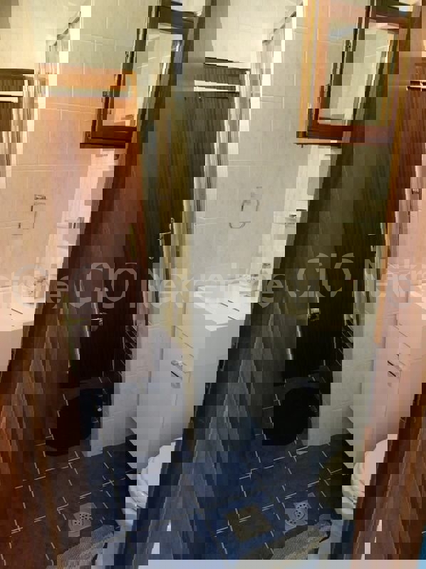 Ražanj, casa indipendente 212 m2 con piscina, in vendita