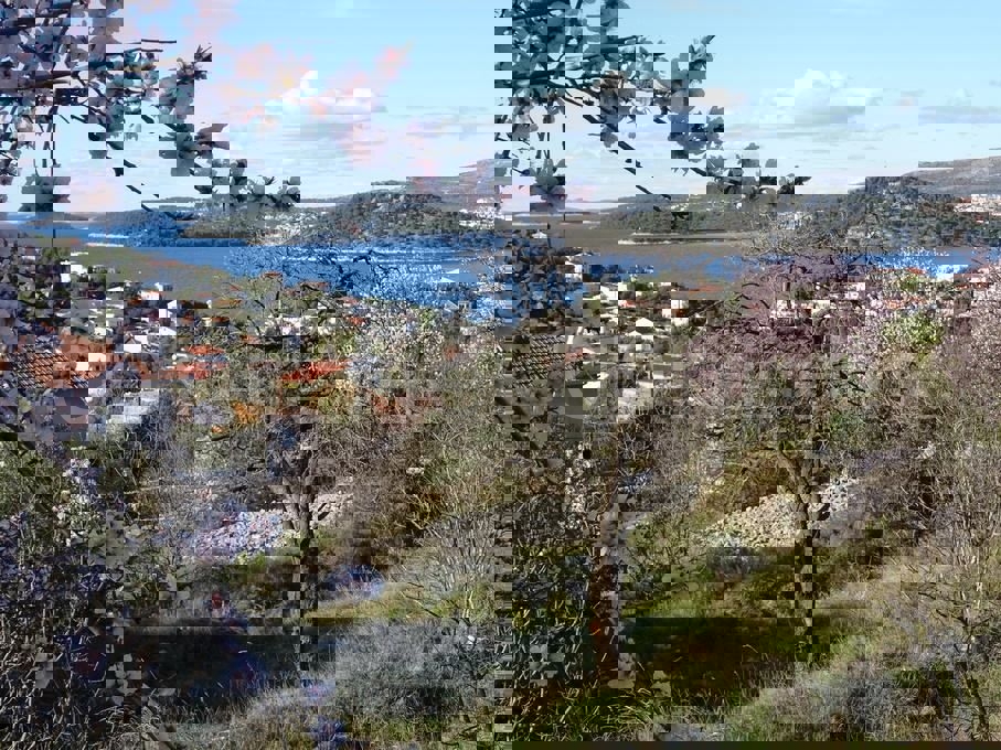 Ražanj, casa indipendente 212 m2 con piscina, in vendita