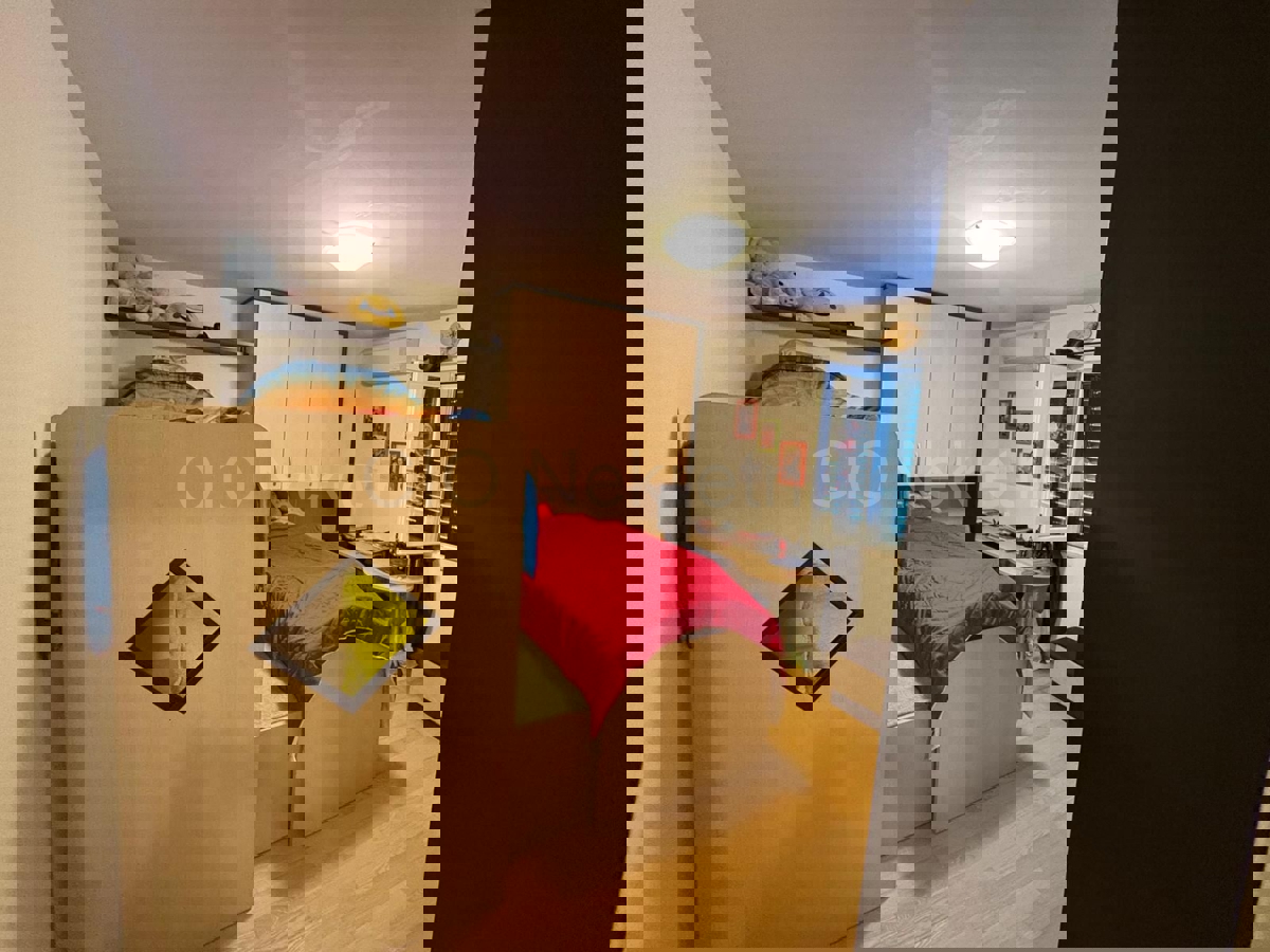 Brač, Bol, confortevole appartamento con due camere da letto, in vendita