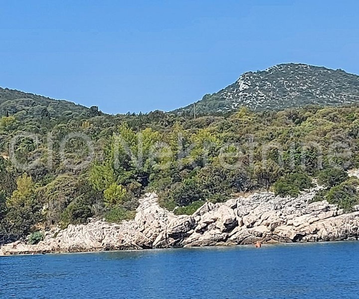 Isola di Hvar, terreno edificabile, vendita